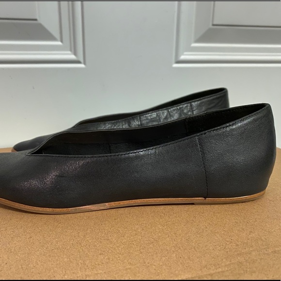 Crown Vintage Tapered Flats Sz 8 - Picture 3 of 9
